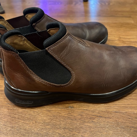 Blundstone Dark Brown Leather Boots - Picture 3 of 4